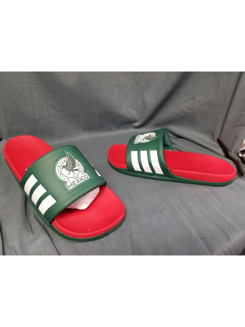 Adidas Adilette Comfort FMF Slides Mexico JS4975 Men's Size 10 NEW w/TAGS NO BOX